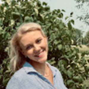 Meet your Posher, Alyssa